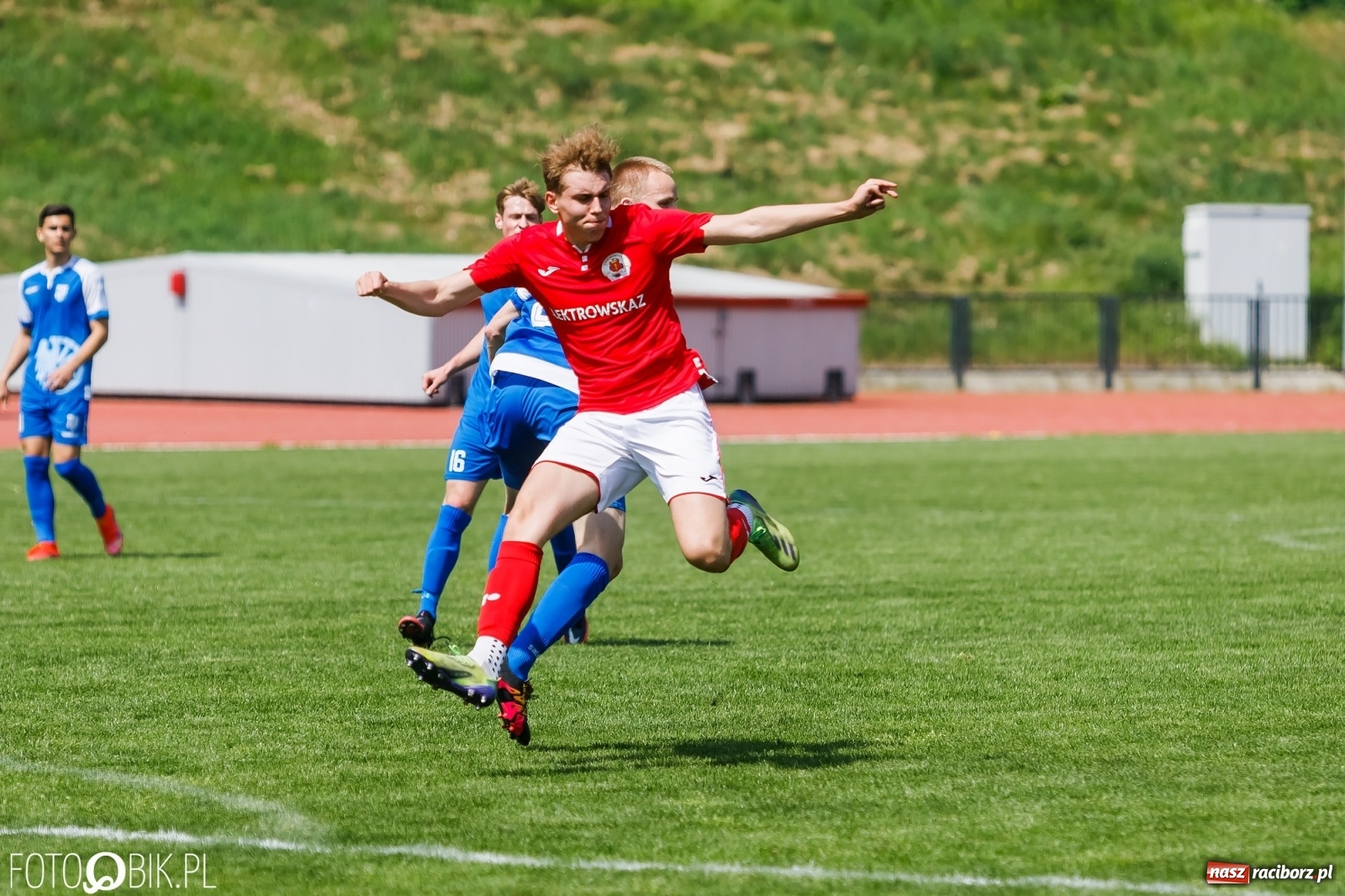 Zdjęcie w galerii na portalu naszraciborz.pl: Unia Krzanowice pokonała i fotel lidera zachowała [FOTO] wiadomości z regionu