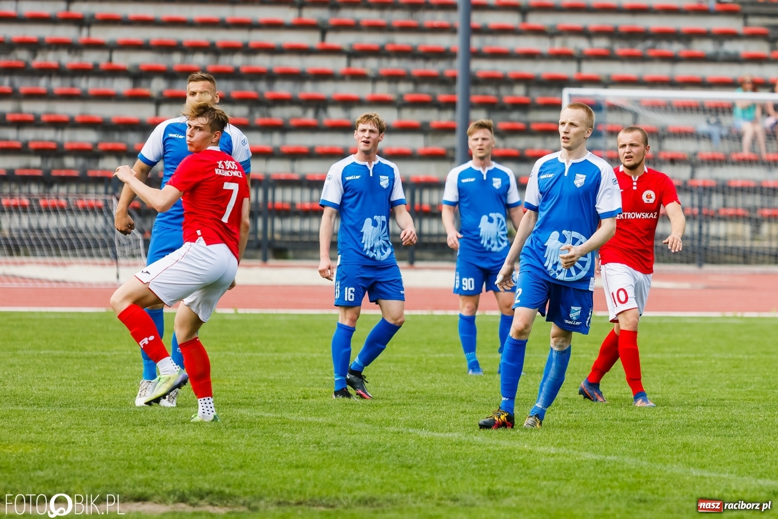 Zdjęcie w galerii na portalu naszraciborz.pl: Unia Krzanowice pokonała i fotel lidera zachowała [FOTO] wiadomości z regionu