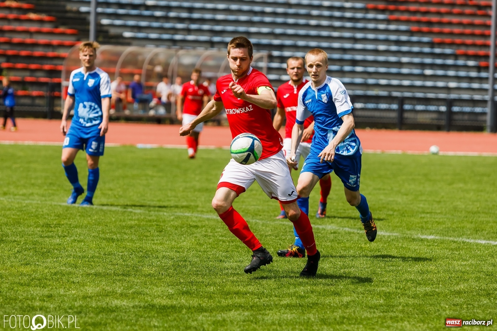 Zdjęcie w galerii na portalu naszraciborz.pl: Unia Krzanowice pokonała i fotel lidera zachowała [FOTO] wiadomości z regionu