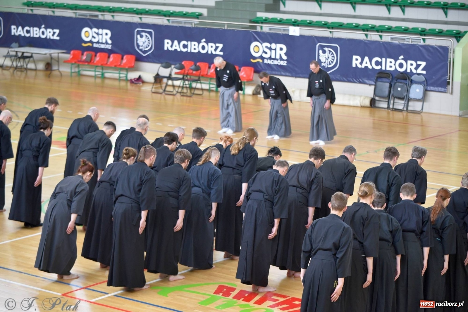Zdjęcie w galerii na portalu naszraciborz.pl: Mistrzowie miecza rywalizują w Raciborzu [FOTO] wiadomości z regionu