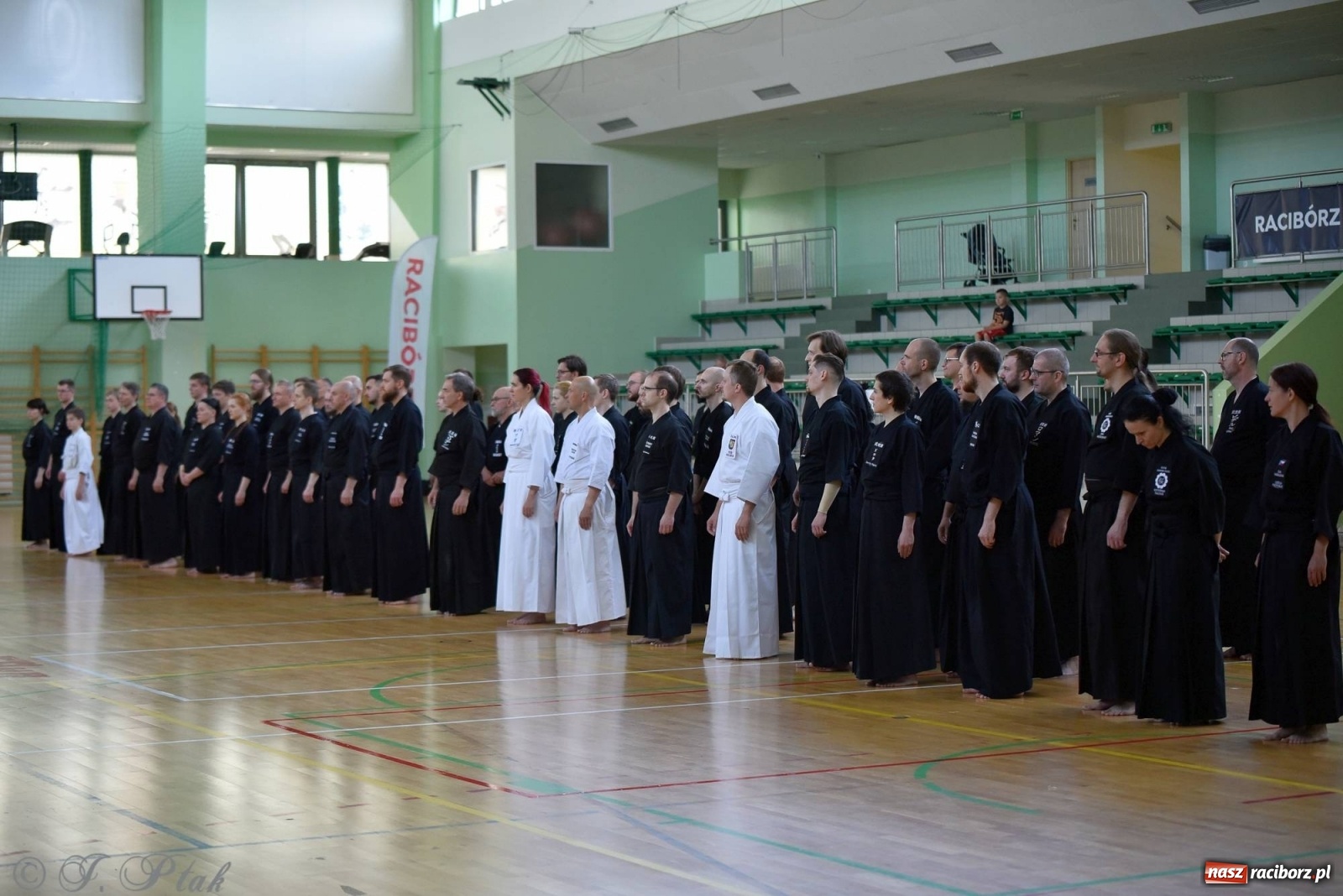 Zdjęcie w galerii na portalu naszraciborz.pl: Mistrzowie miecza rywalizują w Raciborzu [FOTO] wiadomości z regionu