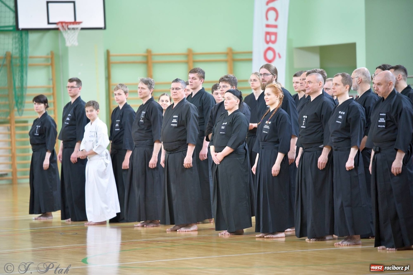 Zdjęcie w galerii na portalu naszraciborz.pl: Mistrzowie miecza rywalizują w Raciborzu [FOTO] wiadomości z regionu