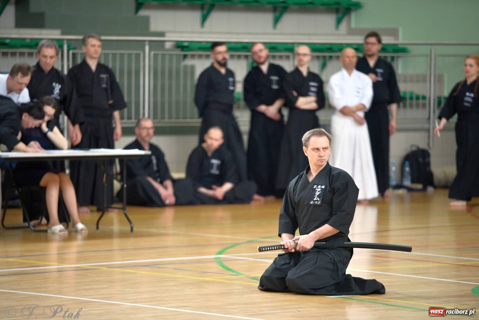 Zdjęcie w galerii na portalu naszraciborz.pl: Mistrzowie miecza rywalizują w Raciborzu [FOTO] wiadomości z regionu