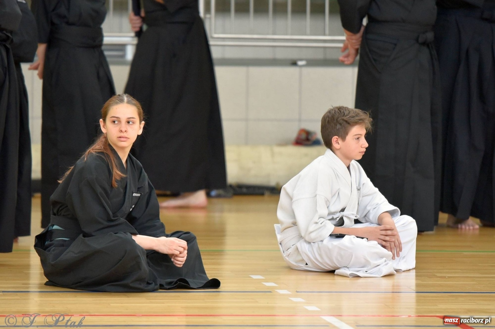 Zdjęcie w galerii na portalu naszraciborz.pl: Mistrzowie miecza rywalizują w Raciborzu [FOTO] wiadomości z regionu