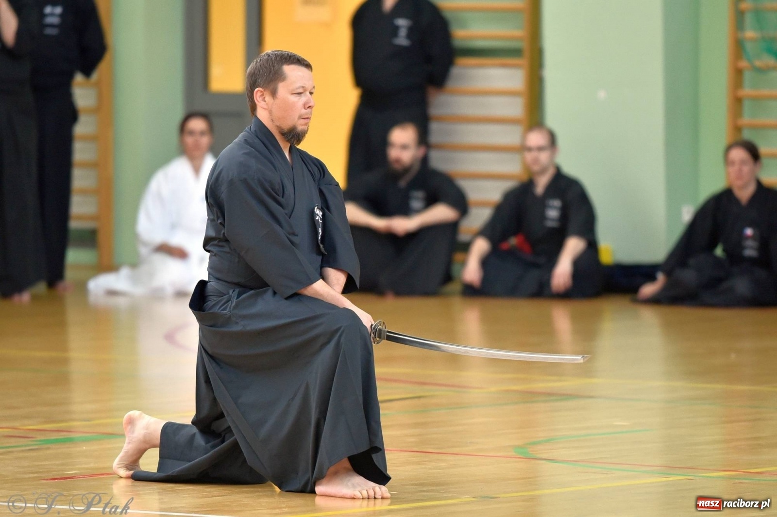 Zdjęcie w galerii na portalu naszraciborz.pl: Mistrzowie miecza rywalizują w Raciborzu [FOTO] wiadomości z regionu