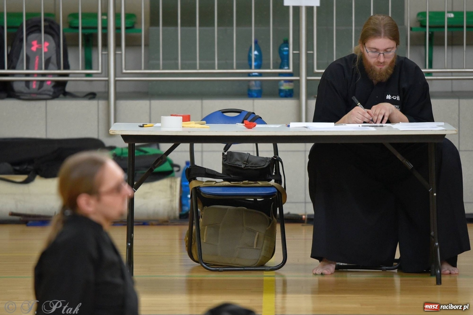 Zdjęcie w galerii na portalu naszraciborz.pl: Mistrzowie miecza rywalizują w Raciborzu [FOTO] wiadomości z regionu
