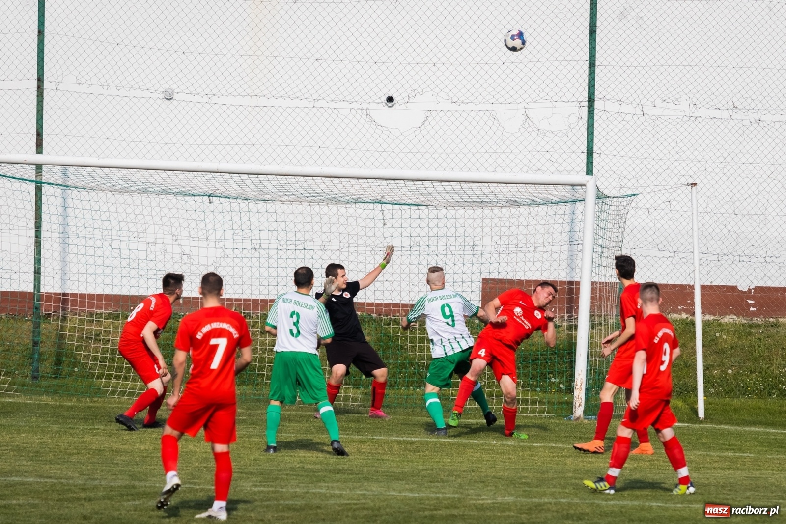 Zdjęcie w galerii na portalu naszraciborz.pl: C klasa. Remis w starciu sąsiadów [FOTO] wiadomości z regionu