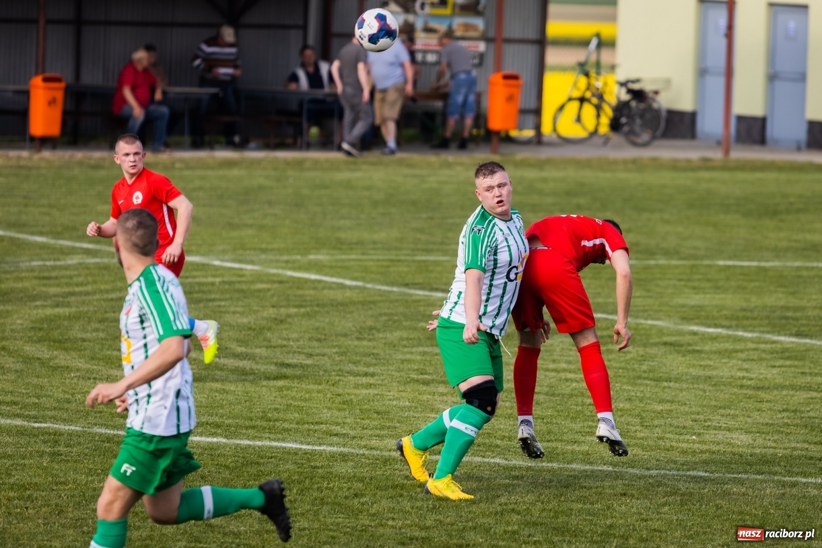 Zdjęcie w galerii na portalu naszraciborz.pl: C klasa. Remis w starciu sąsiadów [FOTO] wiadomości z regionu