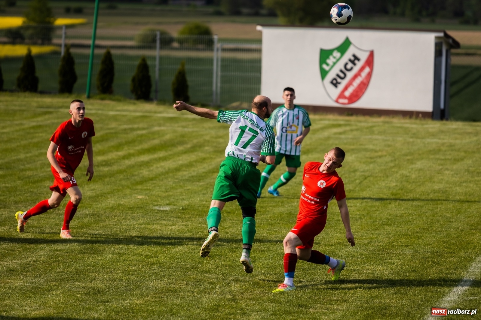Zdjęcie w galerii na portalu naszraciborz.pl: C klasa. Remis w starciu sąsiadów [FOTO] wiadomości z regionu