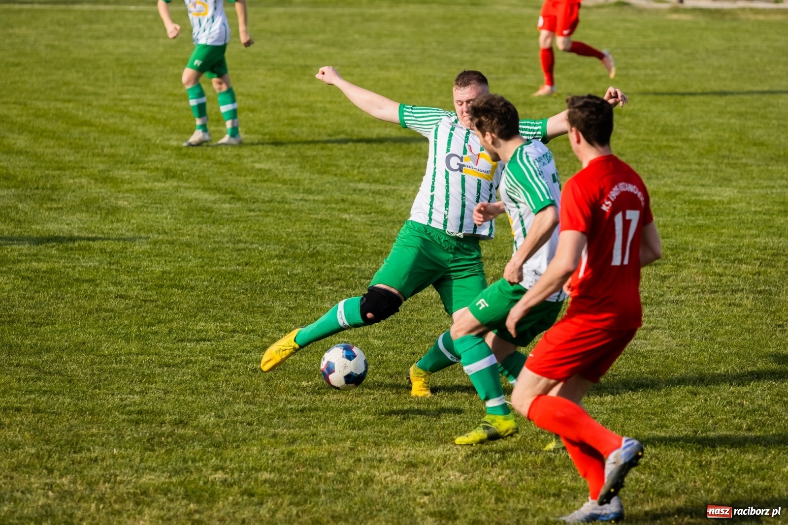 Zdjęcie w galerii na portalu naszraciborz.pl: C klasa. Remis w starciu sąsiadów [FOTO] wiadomości z regionu