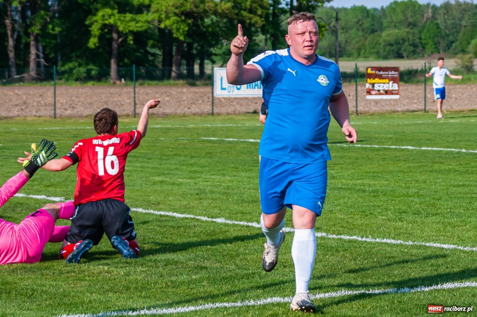 Zdjęcie w galerii na portalu naszraciborz.pl: Błędy Markowic przechyliły szalę zwycięstwa [FOTO] wiadomości z regionu