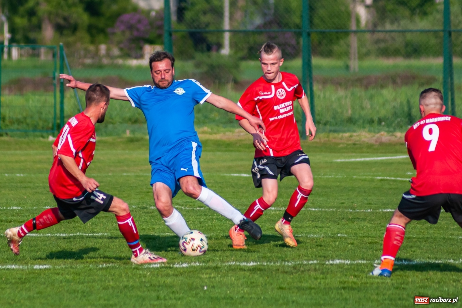 Zdjęcie w galerii na portalu naszraciborz.pl: Błędy Markowic przechyliły szalę zwycięstwa [FOTO] wiadomości z regionu