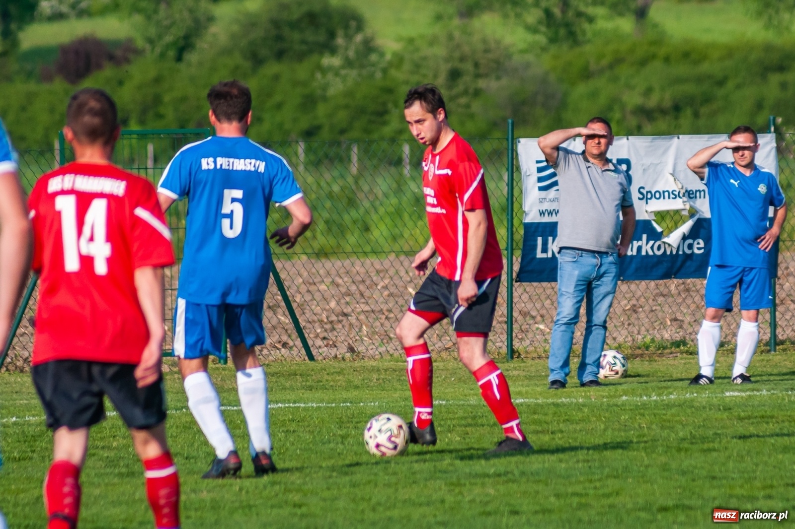 Zdjęcie w galerii na portalu naszraciborz.pl: Błędy Markowic przechyliły szalę zwycięstwa [FOTO] wiadomości z regionu