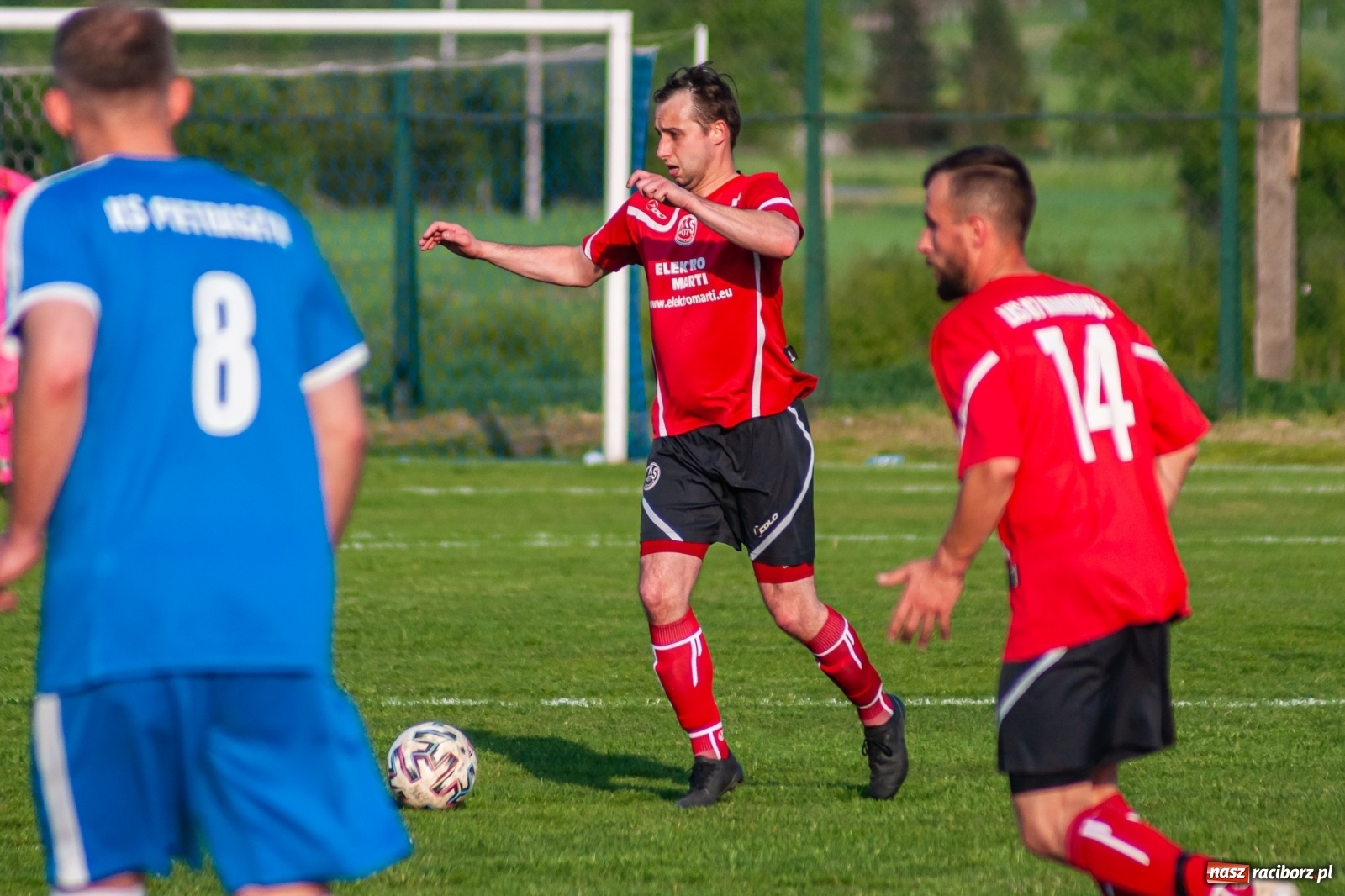 Zdjęcie w galerii na portalu naszraciborz.pl: Błędy Markowic przechyliły szalę zwycięstwa [FOTO] wiadomości z regionu