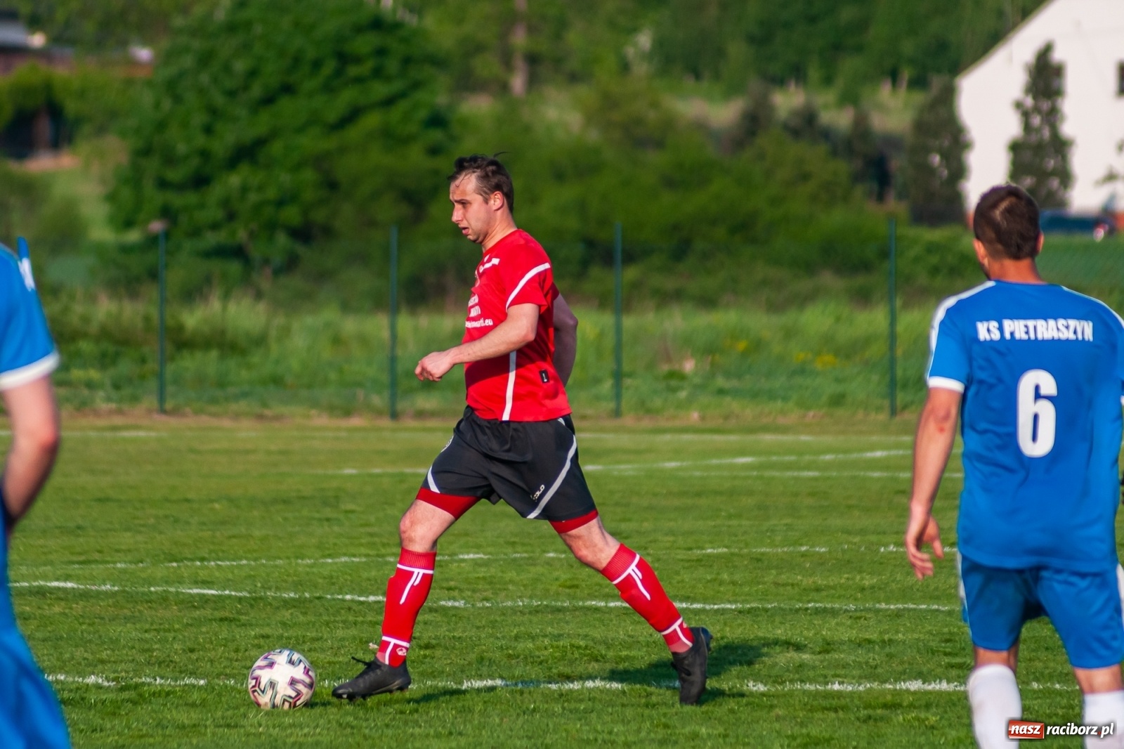 Zdjęcie w galerii na portalu naszraciborz.pl: Błędy Markowic przechyliły szalę zwycięstwa [FOTO] wiadomości z regionu