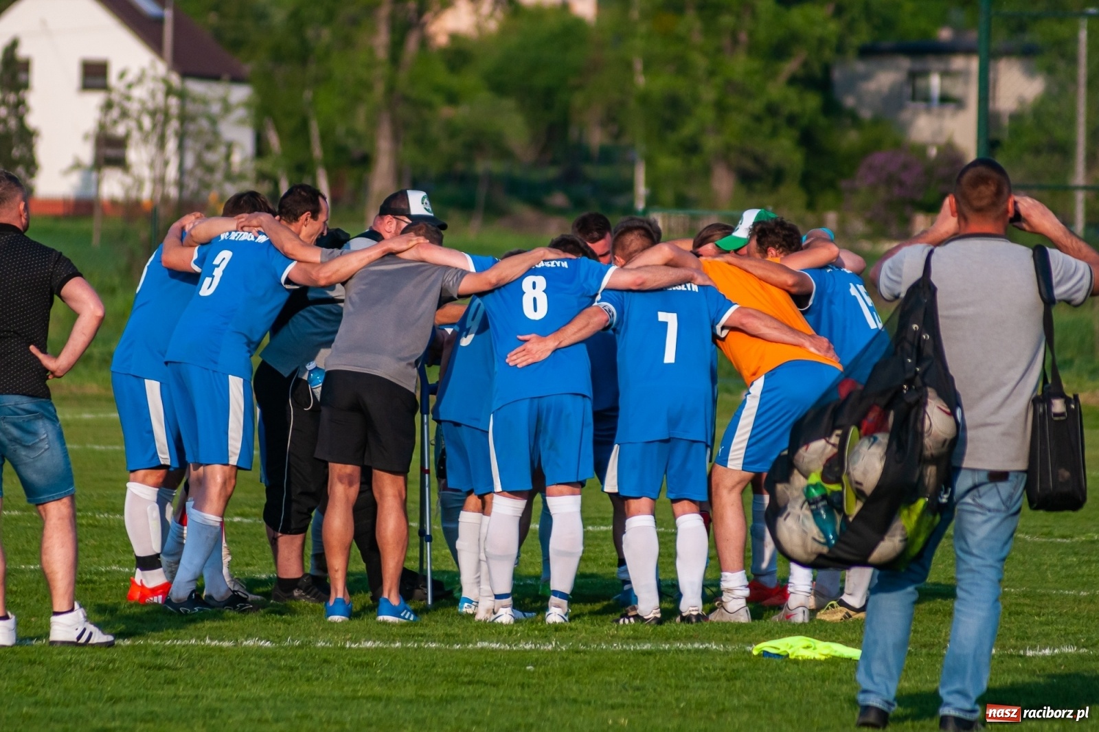 Zdjęcie w galerii na portalu naszraciborz.pl: Błędy Markowic przechyliły szalę zwycięstwa [FOTO] wiadomości z regionu