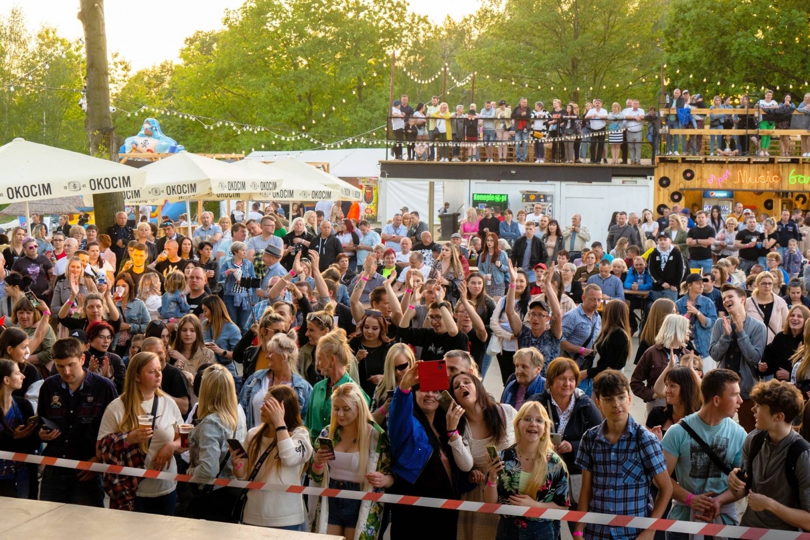 Zdjęcie w galerii na portalu naszraciborz.pl: Zenek Martyniuk na Magicznej Plaży w Bukowie [FOTO i WIDEO] wiadomości z regionu