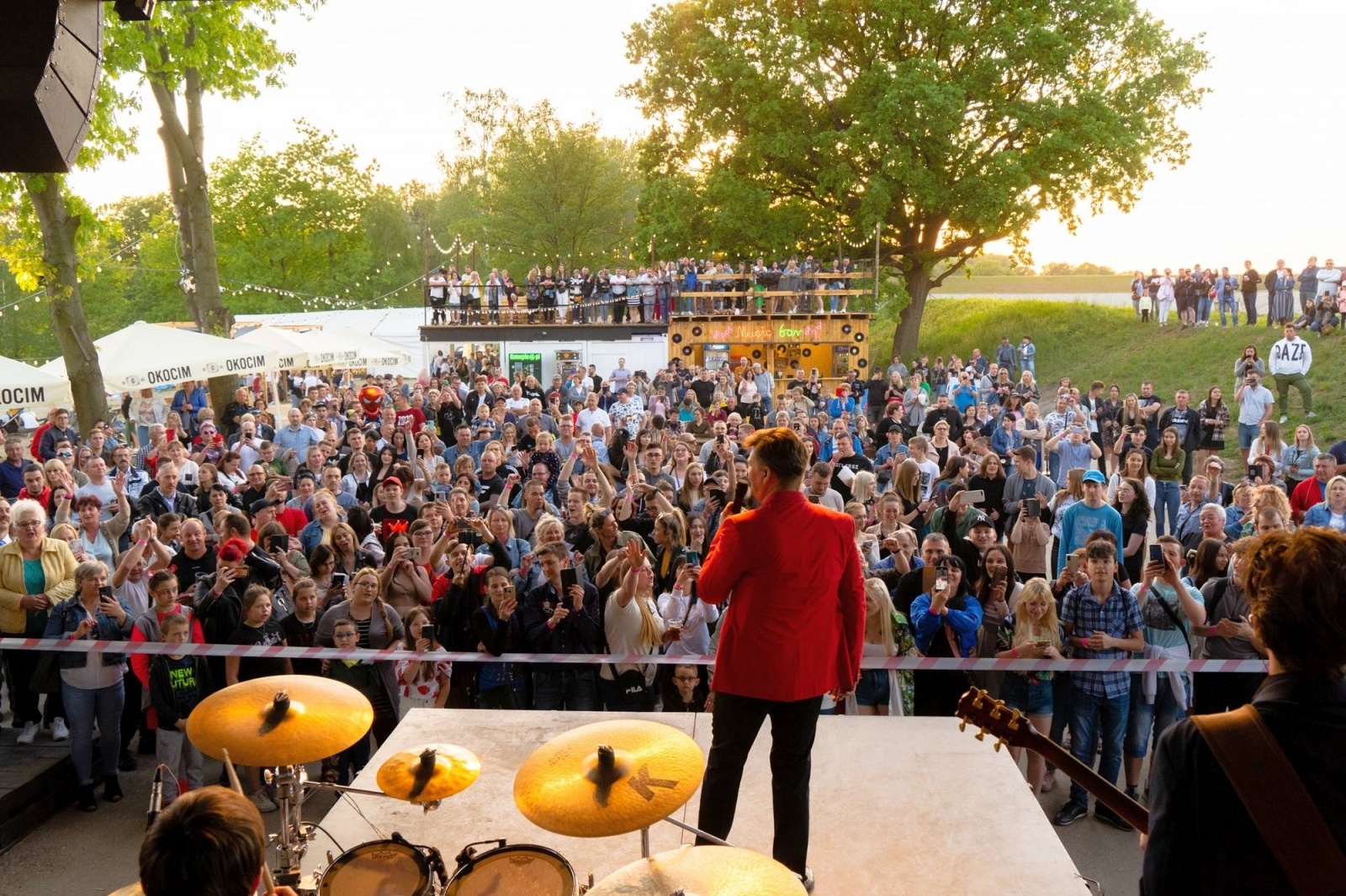Zdjęcie w galerii na portalu naszraciborz.pl: Zenek Martyniuk na Magicznej Plaży w Bukowie [FOTO i WIDEO] wiadomości z regionu