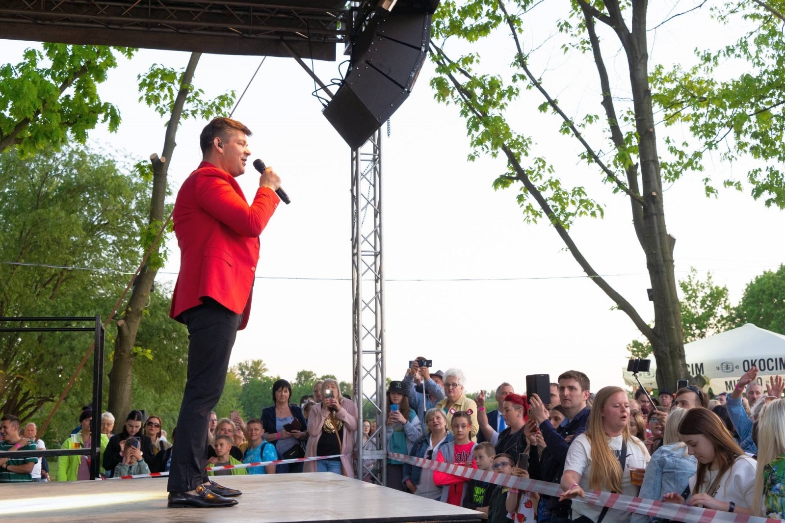 Zdjęcie w galerii na portalu naszraciborz.pl: Zenek Martyniuk na Magicznej Plaży w Bukowie [FOTO i WIDEO] wiadomości z regionu