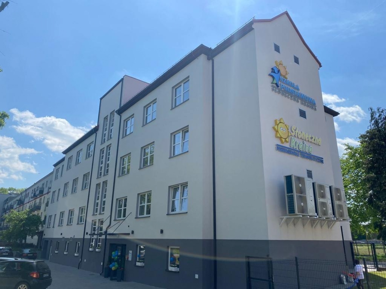 Zdjęcie w galerii na portalu naszraciborz.pl: Tak Słoneczko przy Lwowskiej zmieniło się w Słoneczną Krainę wiadomości z regionu