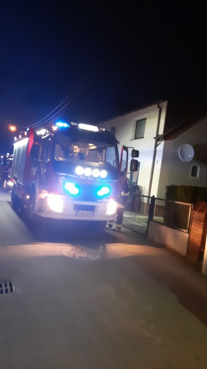 Zdjęcie w galerii na portalu naszraciborz.pl: Pożar pustostanu postawił służby na nogi. To była fałszywka! wiadomości z regionu