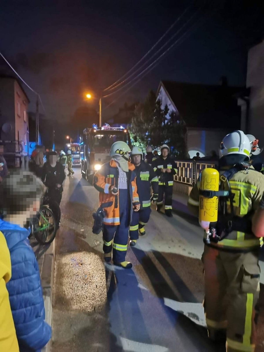 Zdjęcie w galerii na portalu naszraciborz.pl: Pożar pustostanu postawił służby na nogi. To była fałszywka! wiadomości z regionu