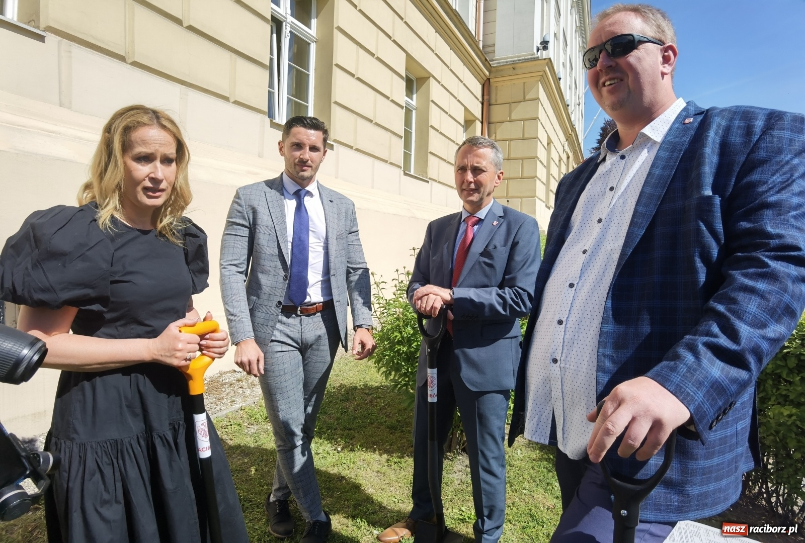Zdjęcie w galerii na portalu naszraciborz.pl: Szlak azalii i różaneczników staje się coraz większy [FOTO i WIDEO] wiadomości z regionu