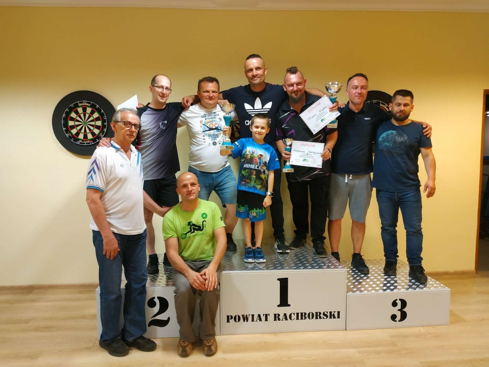Zdjęcie w galerii na portalu naszraciborz.pl: Amatorska raciborska liga darta - runda III wiadomości z regionu