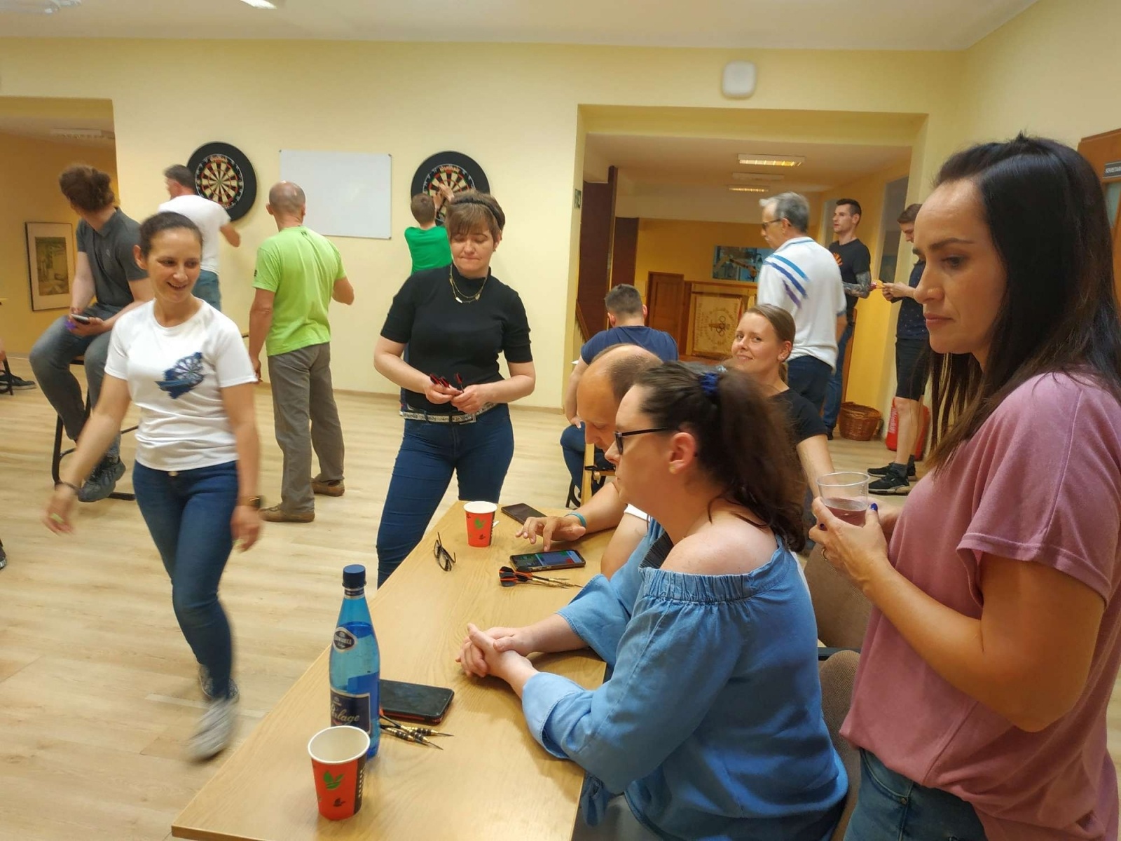 Zdjęcie w galerii na portalu naszraciborz.pl: Amatorska raciborska liga darta - runda III wiadomości z regionu