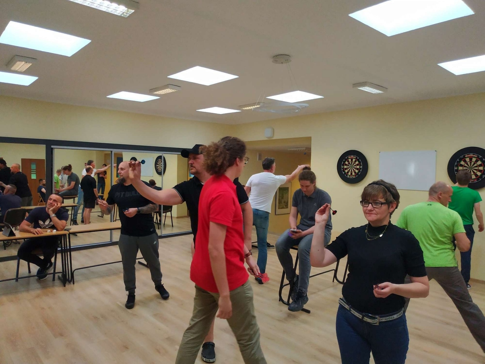 Zdjęcie w galerii na portalu naszraciborz.pl: Amatorska raciborska liga darta - runda III wiadomości z regionu