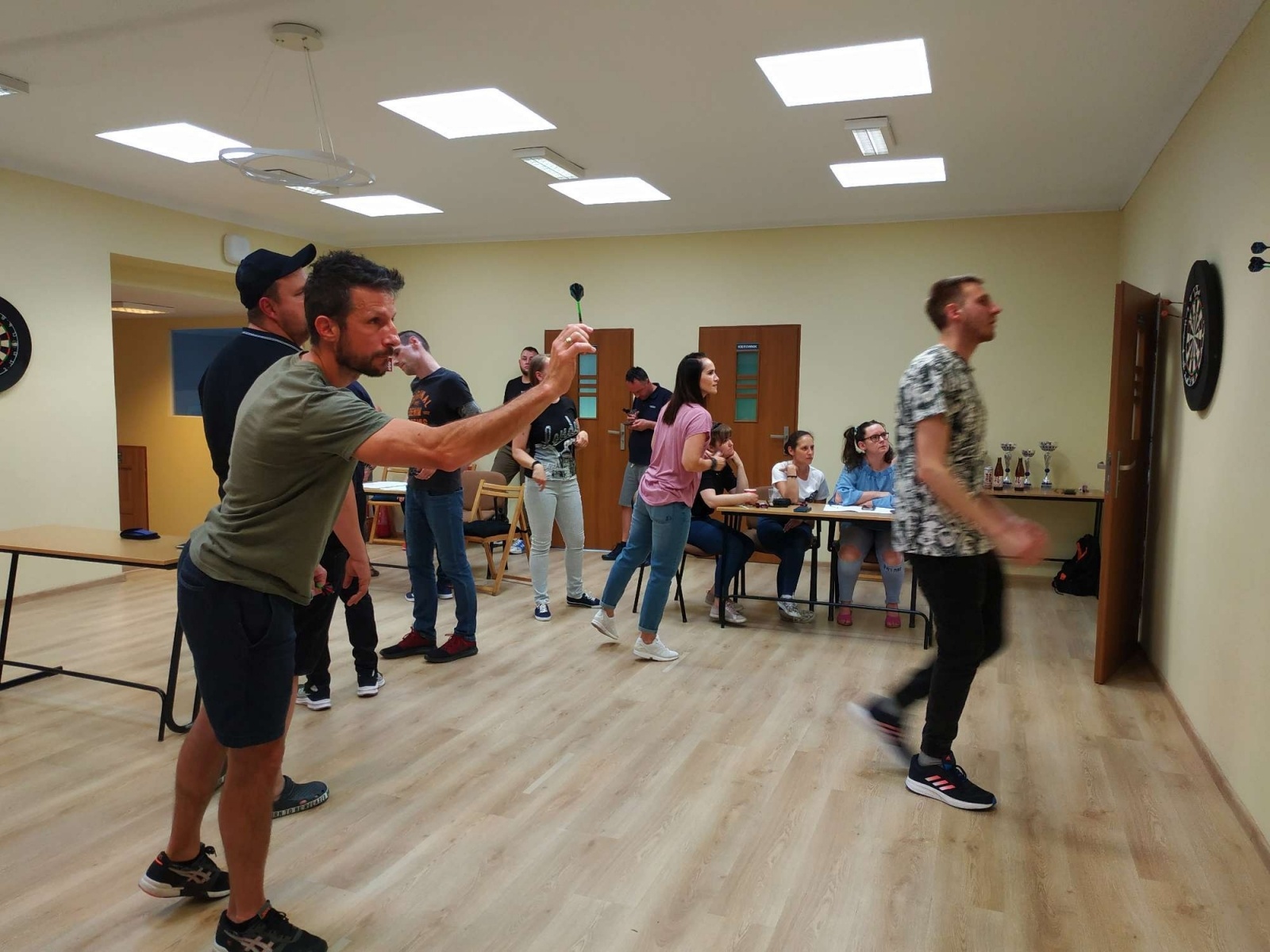 Zdjęcie w galerii na portalu naszraciborz.pl: Amatorska raciborska liga darta - runda III wiadomości z regionu