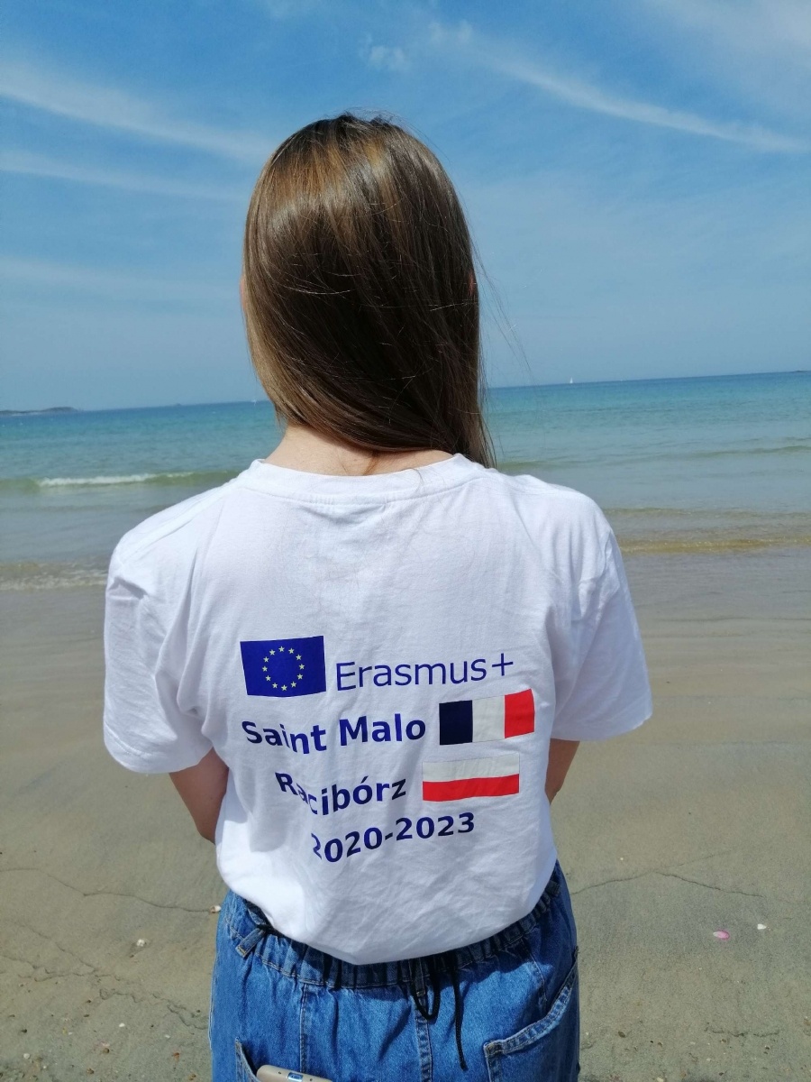 Zdjęcie w galerii na portalu naszraciborz.pl: Uczniowie ZSO nr 1 odkrywają francuską Bretanię! wiadomości z regionu