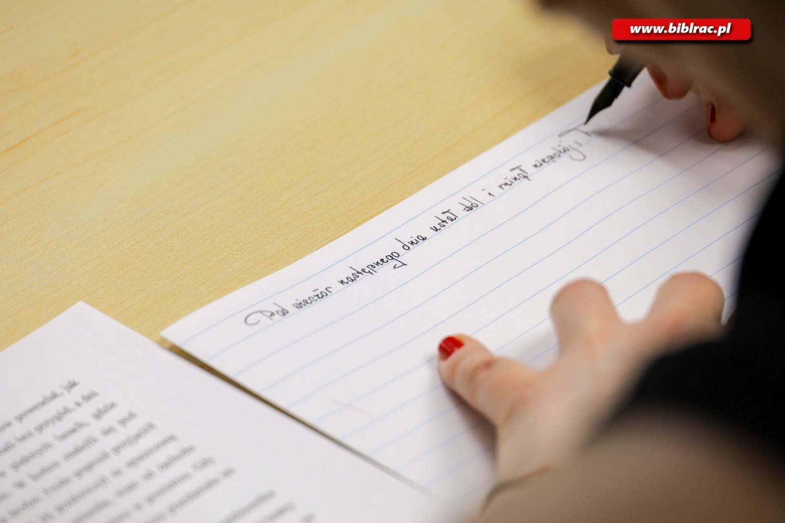 Zdjęcie w galerii na portalu naszraciborz.pl: Dorośli sprawdzili się w konkursie pięknego pisania wiadomości z regionu