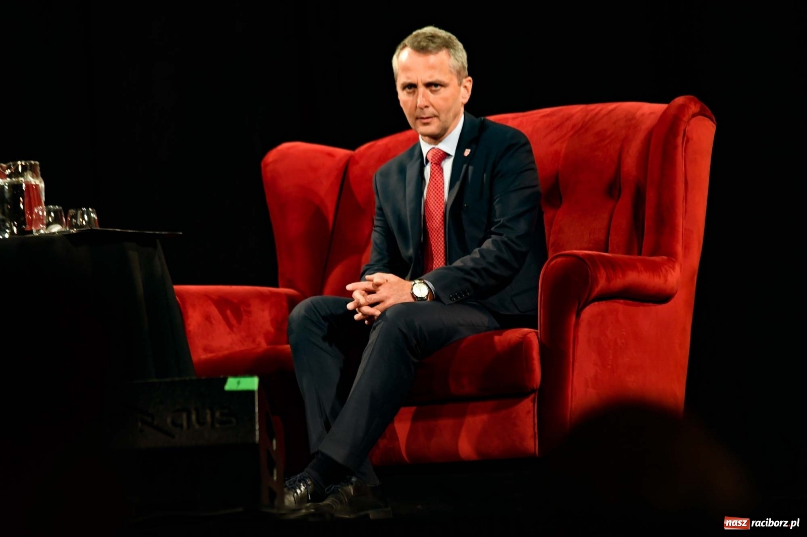 Zdjęcie w galerii na portalu naszraciborz.pl: Wiceszef polskiej dyplomacji w Raciborzu. Mowa była o konflikcie w Ukrainie wiadomości z regionu