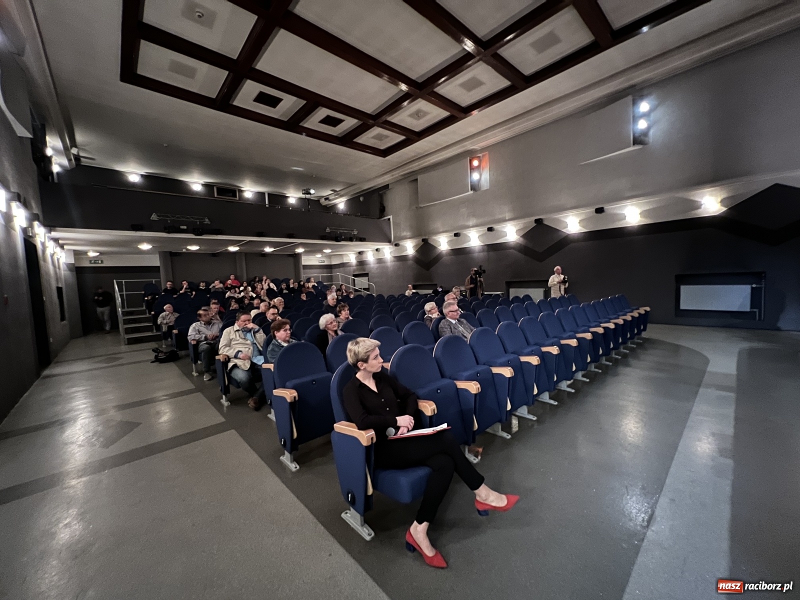 Zdjęcie w galerii na portalu naszraciborz.pl: Wiceszef polskiej dyplomacji w Raciborzu. Mowa była o konflikcie w Ukrainie wiadomości z regionu