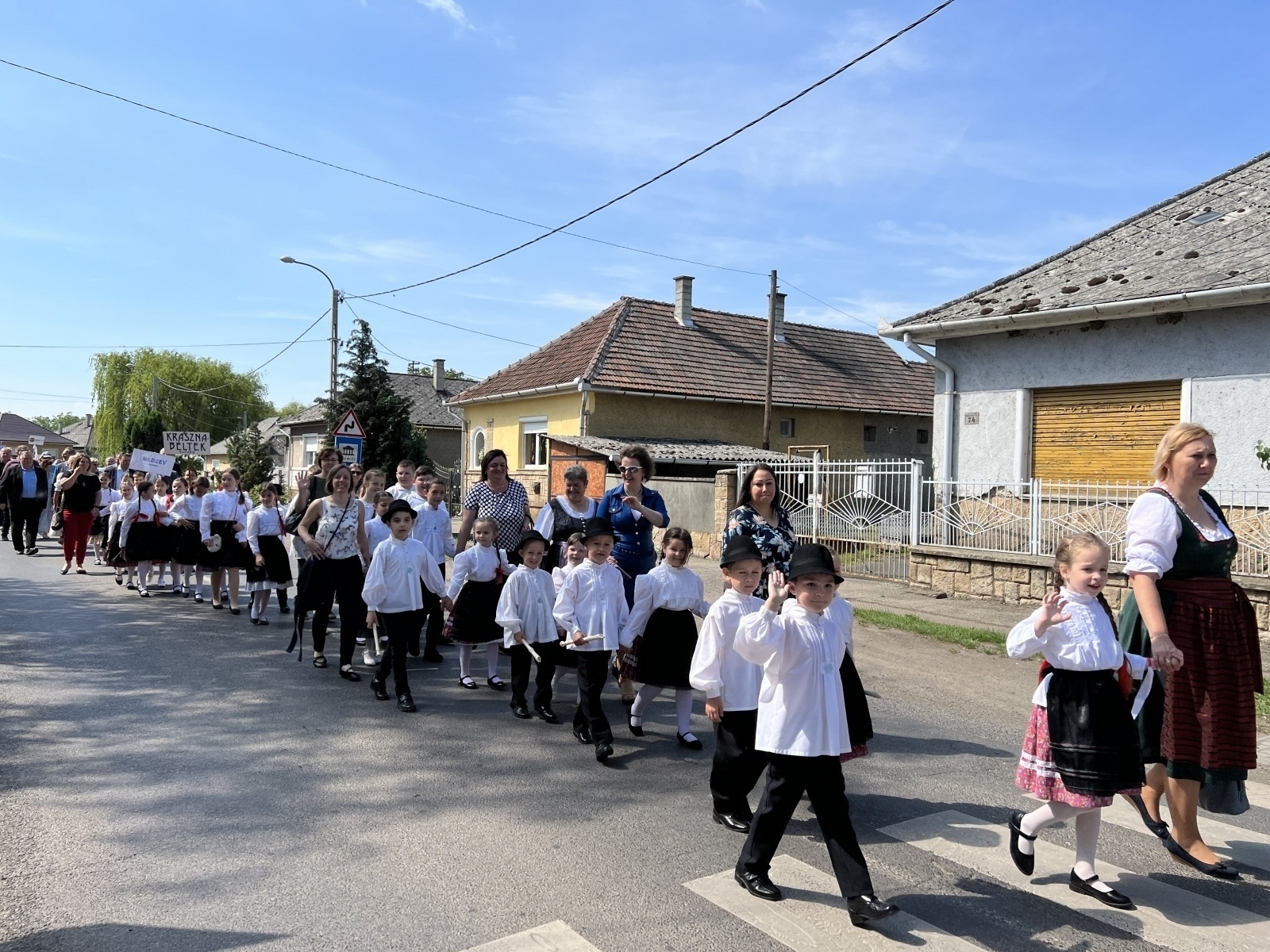 Zdjęcie w galerii na portalu naszraciborz.pl: Delegacja z Krzyżanowic na Festiwalu Mniejszości Narodowych i Święcie Kapusty w Ratce [FOTO] wiadomości z regionu