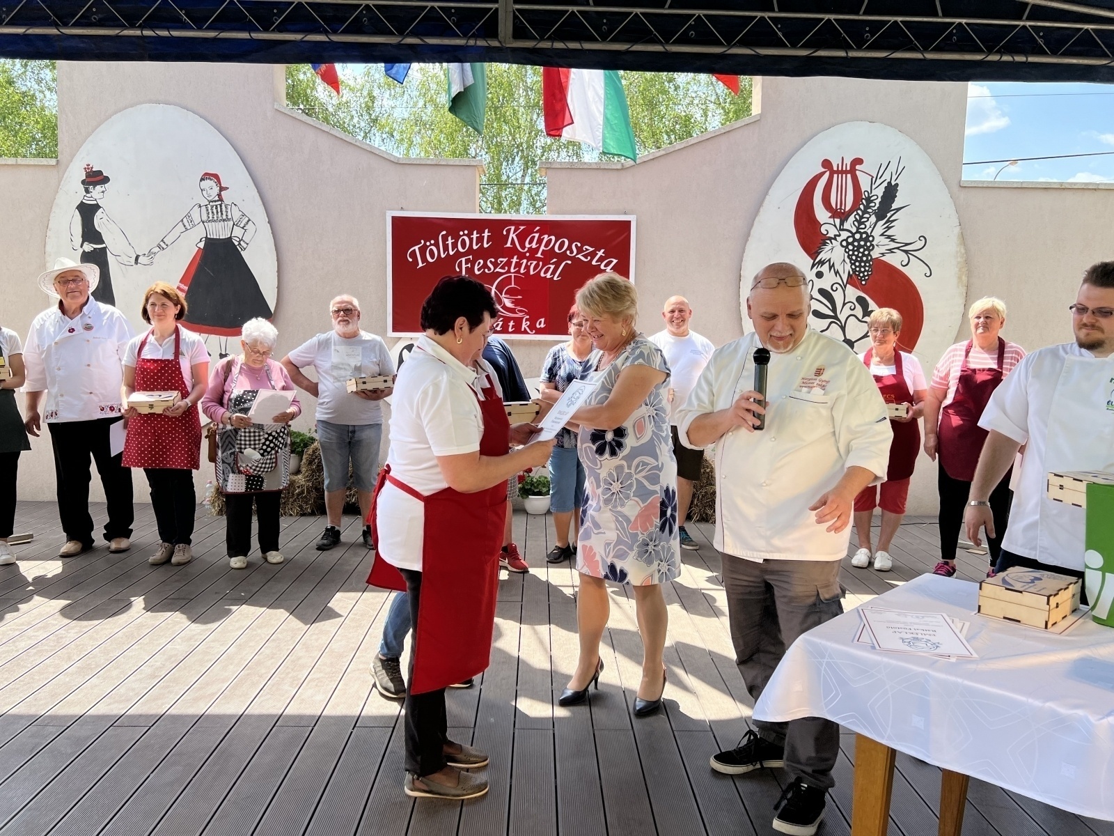 Zdjęcie w galerii na portalu naszraciborz.pl: Delegacja z Krzyżanowic na Festiwalu Mniejszości Narodowych i Święcie Kapusty w Ratce [FOTO] wiadomości z regionu