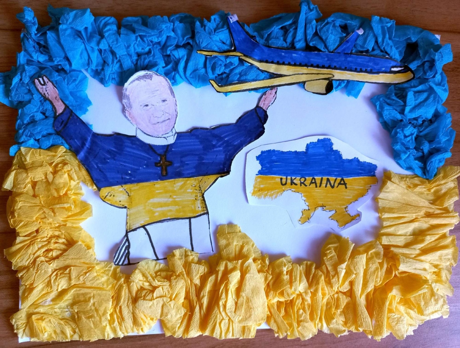 Zdjęcie w galerii na portalu naszraciborz.pl: Jan Paweł II - pielgrzym pokoju. Konkurs w SP 15 wiadomości z regionu