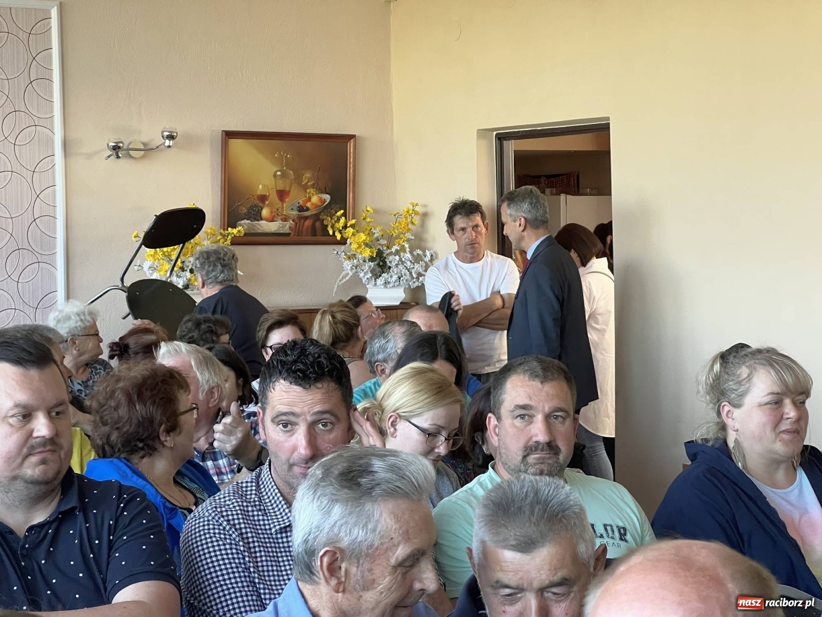Zdjęcie w galerii na portalu naszraciborz.pl: Gmina Pietrowice Wielkie nie chce smrodu i raka. Prezydent Polowy usłyszał wiele gorzkich słów wiadomości z regionu