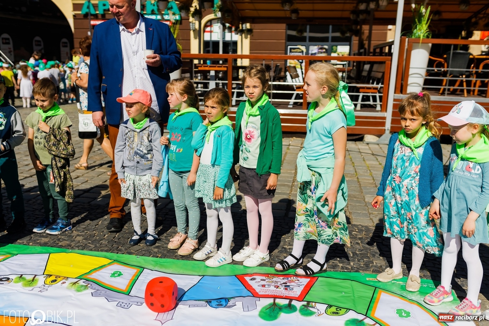 Zdjęcie w galerii na portalu naszraciborz.pl: Festyn ekologiczny na raciborskim Rynku [FOTO i WIDEO] wiadomości z regionu