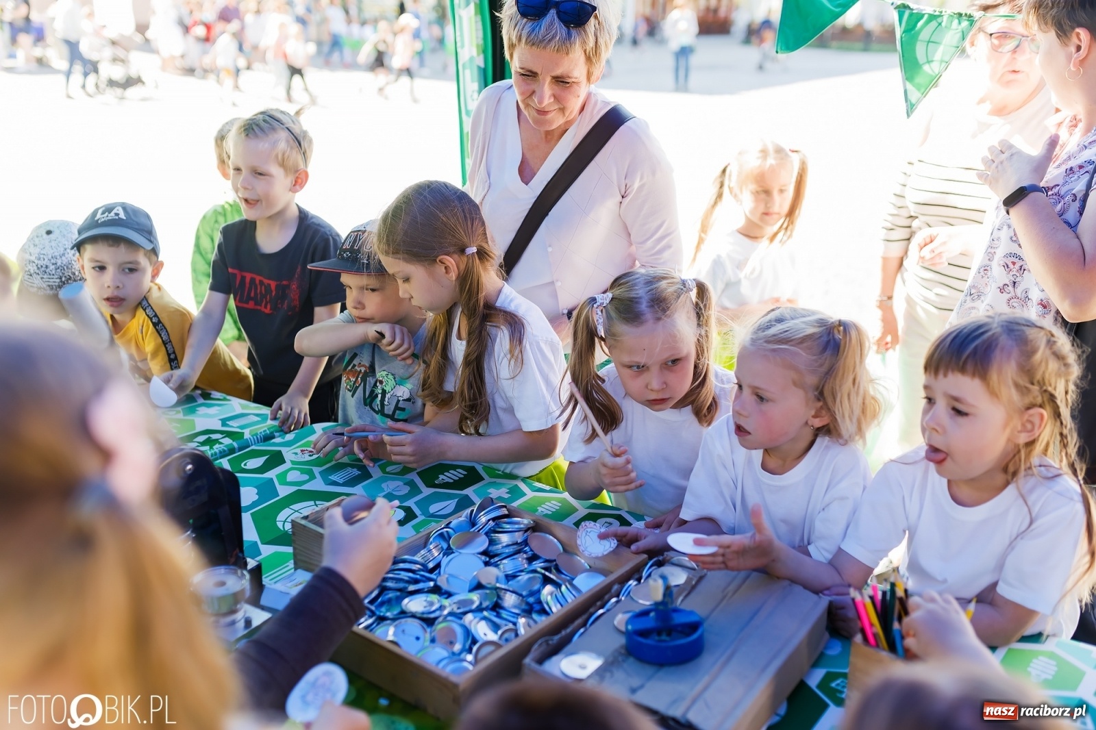 Zdjęcie w galerii na portalu naszraciborz.pl: Festyn ekologiczny na raciborskim Rynku [FOTO i WIDEO] wiadomości z regionu