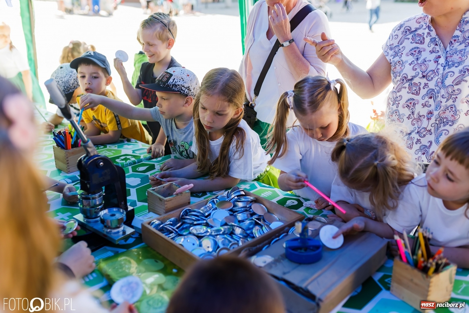 Zdjęcie w galerii na portalu naszraciborz.pl: Festyn ekologiczny na raciborskim Rynku [FOTO i WIDEO] wiadomości z regionu