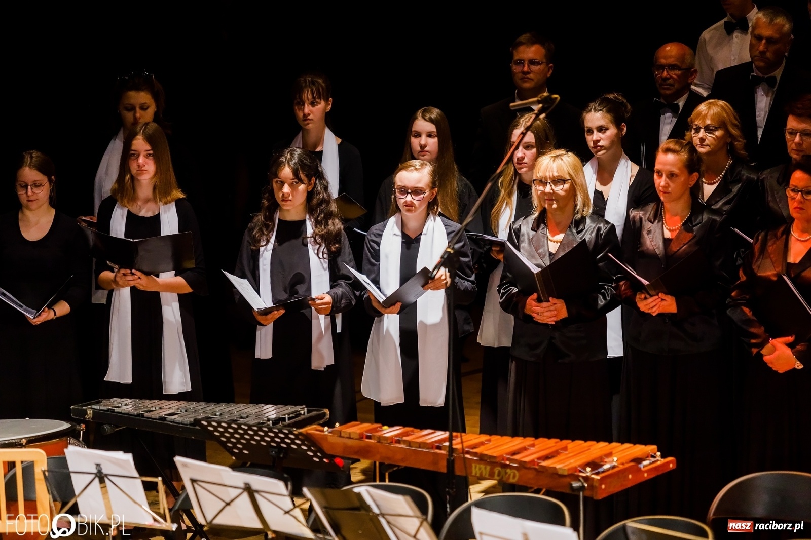 Zdjęcie w galerii na portalu naszraciborz.pl: Koncert jubileuszowy na 20-lecie raciborskiej PWSZ wiadomości z regionu