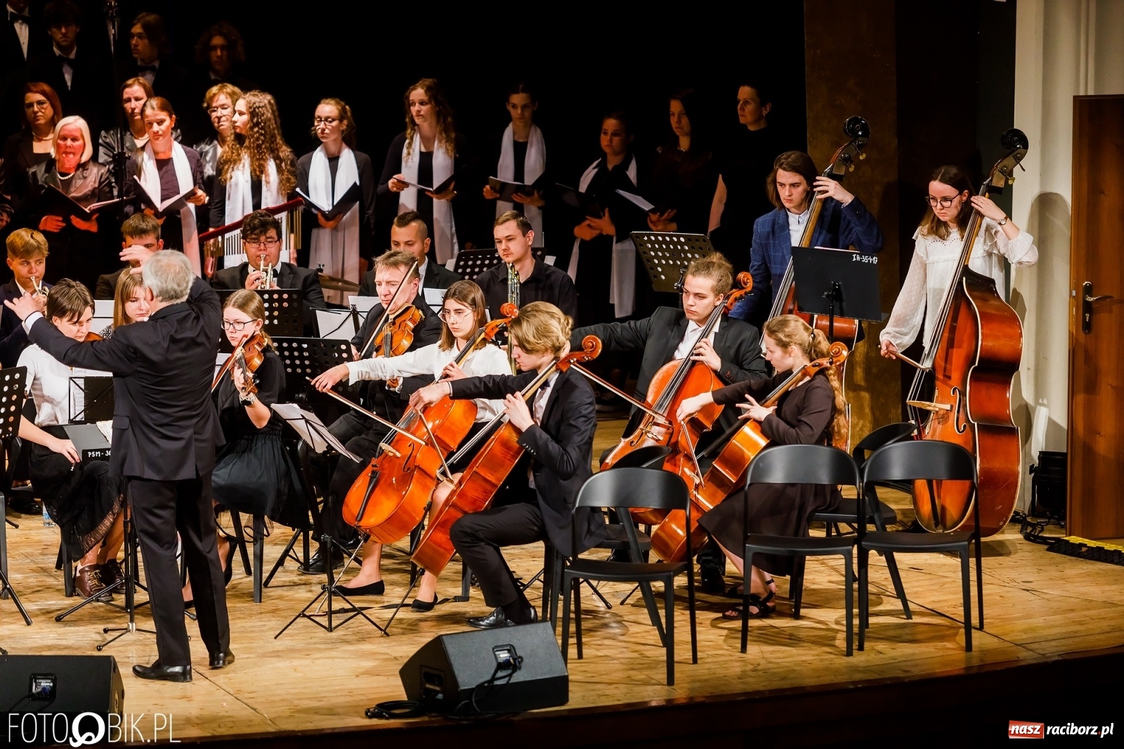 Zdjęcie w galerii na portalu naszraciborz.pl: Koncert jubileuszowy na 20-lecie raciborskiej PWSZ wiadomości z regionu