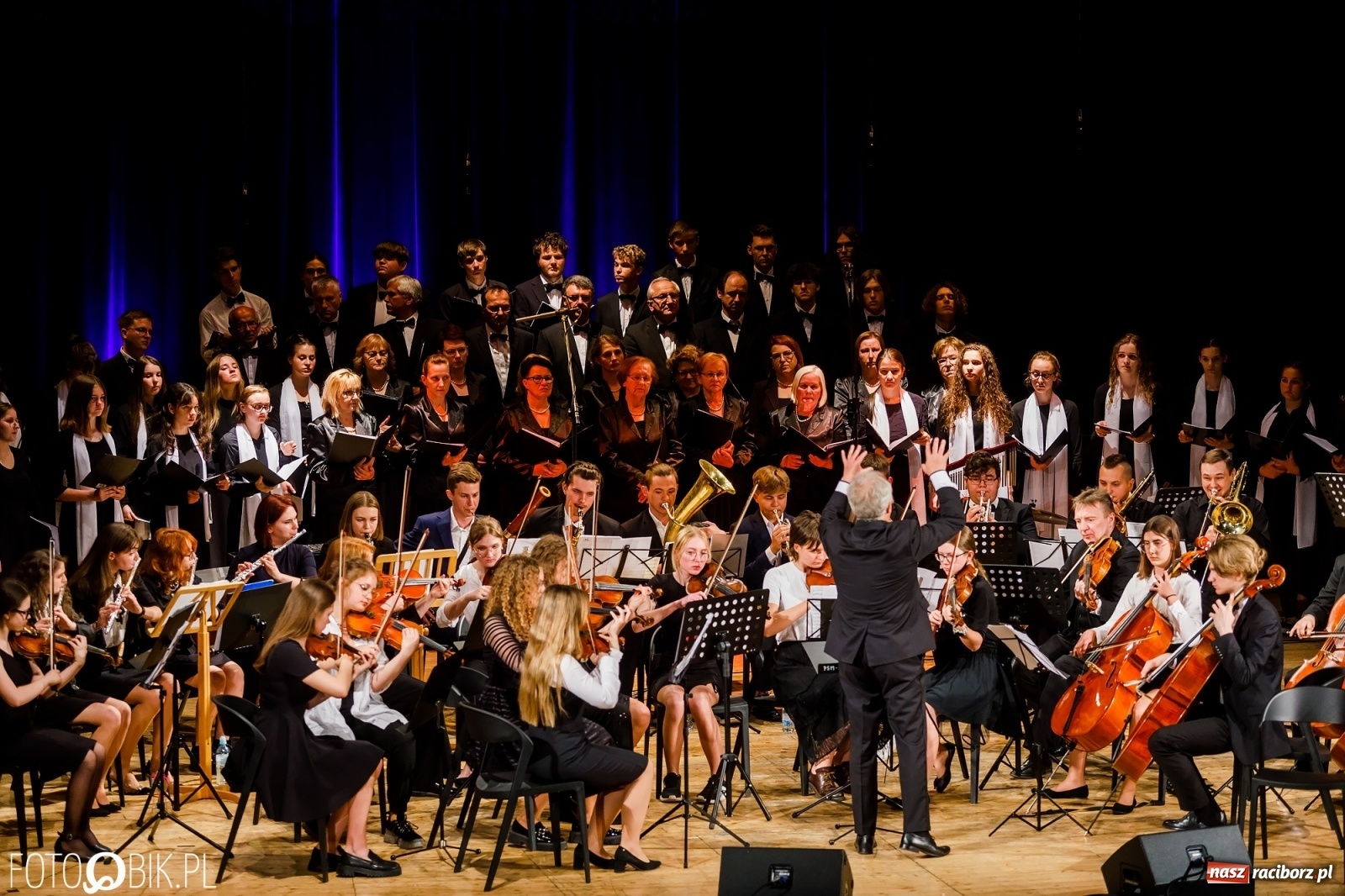 Zdjęcie w galerii na portalu naszraciborz.pl: Koncert jubileuszowy na 20-lecie raciborskiej PWSZ wiadomości z regionu