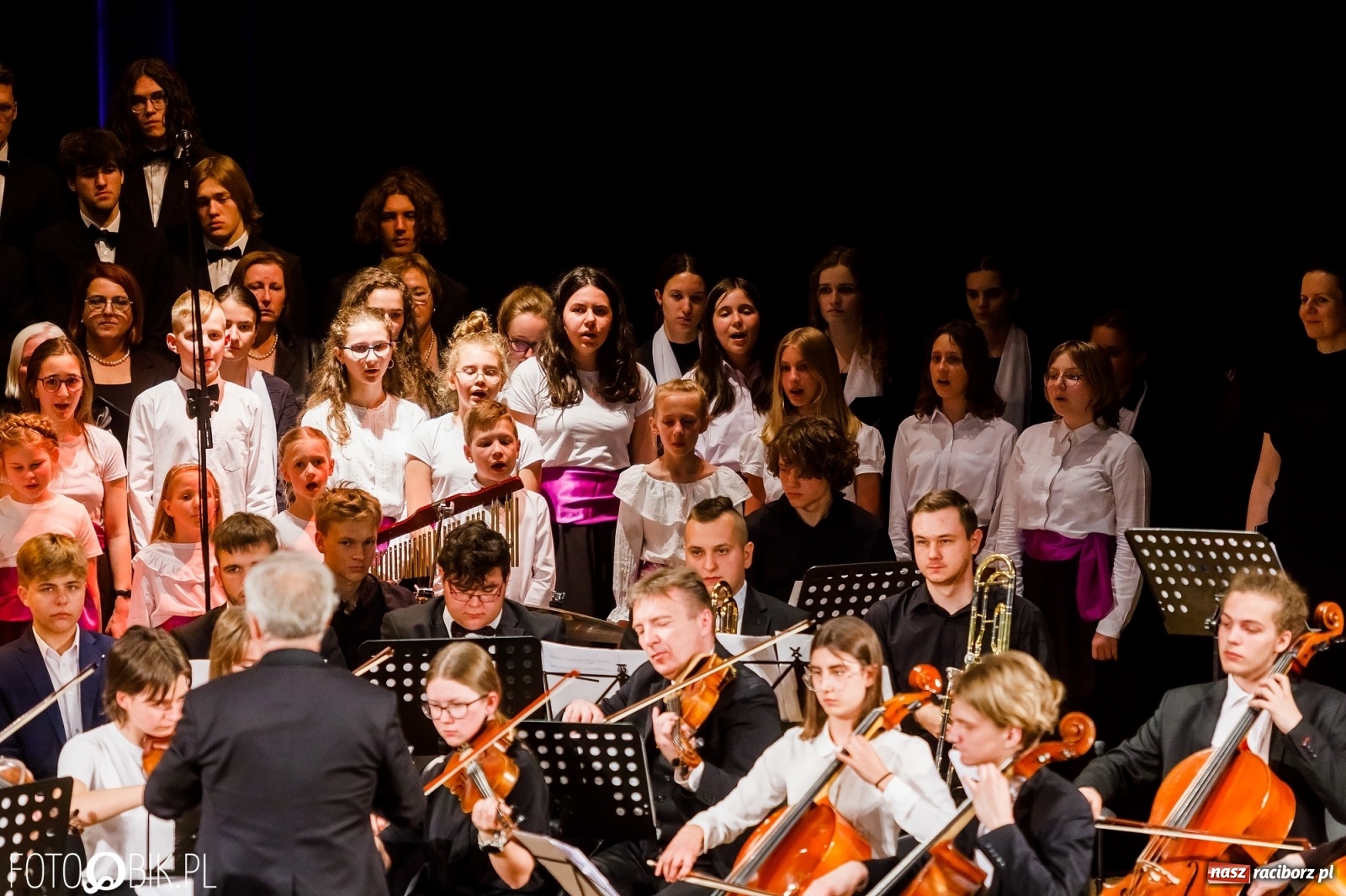 Zdjęcie w galerii na portalu naszraciborz.pl: Koncert jubileuszowy na 20-lecie raciborskiej PWSZ wiadomości z regionu
