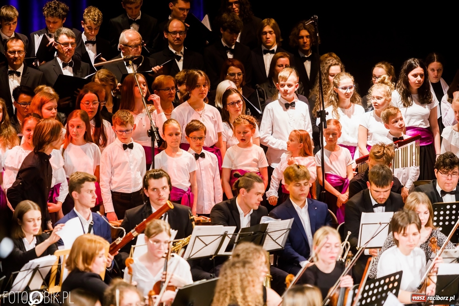 Zdjęcie w galerii na portalu naszraciborz.pl: Koncert jubileuszowy na 20-lecie raciborskiej PWSZ wiadomości z regionu