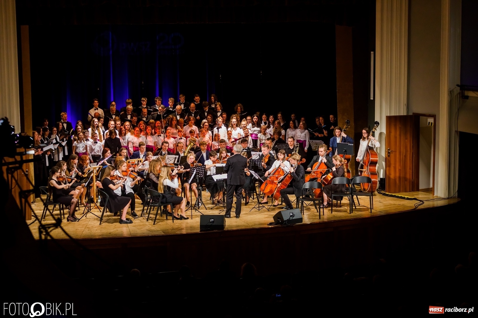 Zdjęcie w galerii na portalu naszraciborz.pl: Koncert jubileuszowy na 20-lecie raciborskiej PWSZ wiadomości z regionu