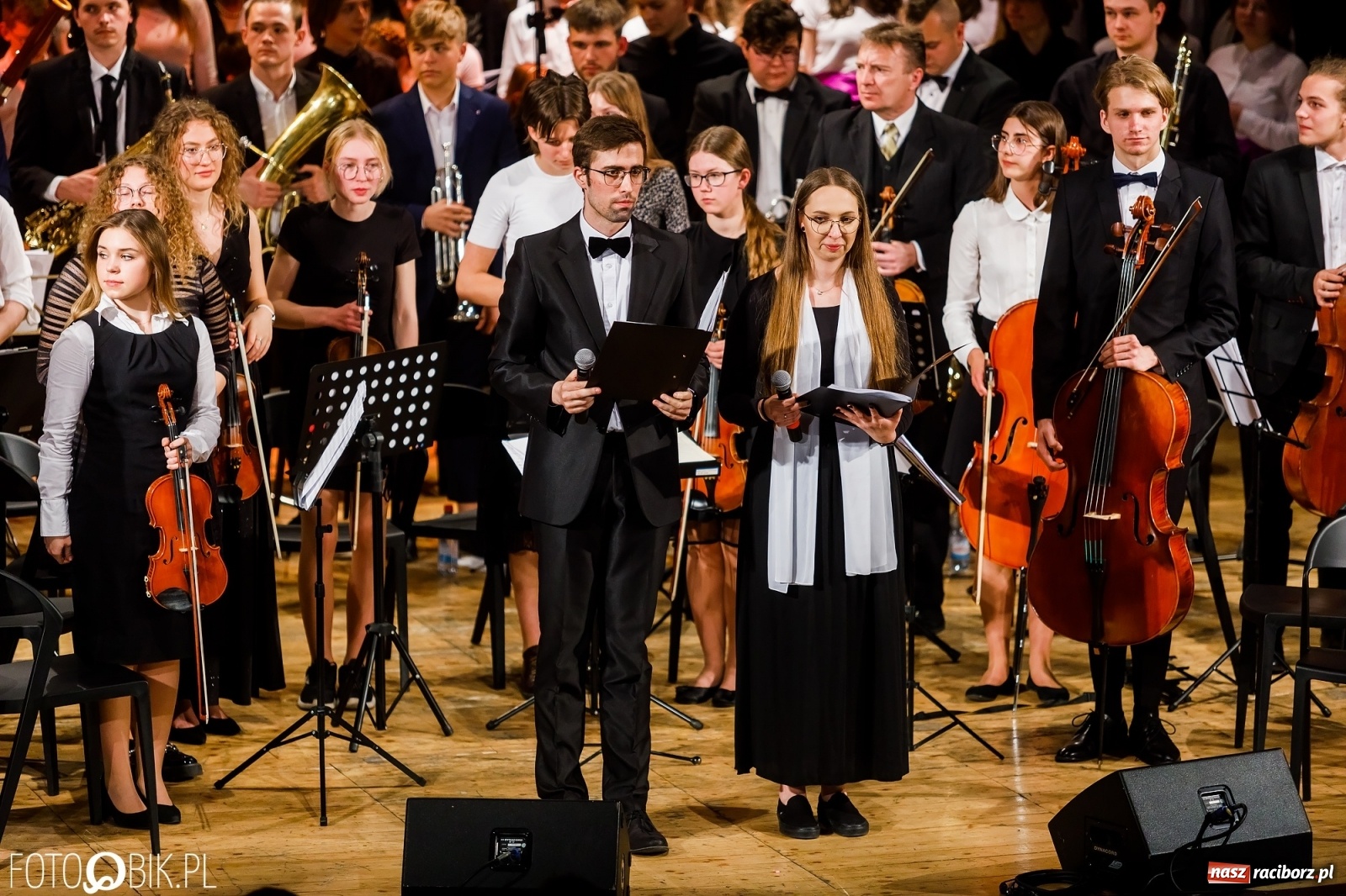 Zdjęcie w galerii na portalu naszraciborz.pl: Koncert jubileuszowy na 20-lecie raciborskiej PWSZ wiadomości z regionu