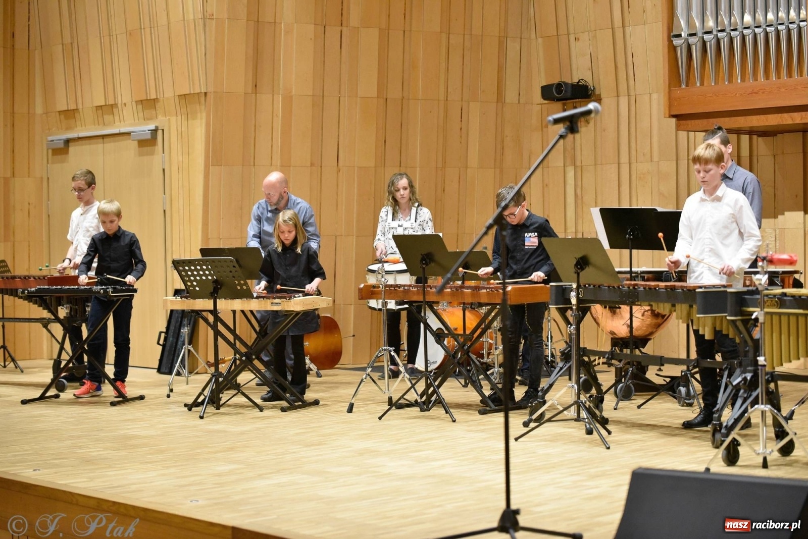 Zdjęcie w galerii na portalu naszraciborz.pl: Koncert perkusyjny w raciborskiej szkole muzycznej wiadomości z regionu